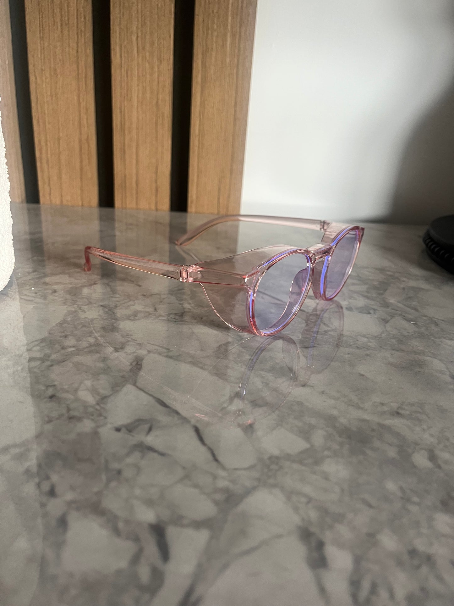 JAZZY PINK ROUND GLASSES